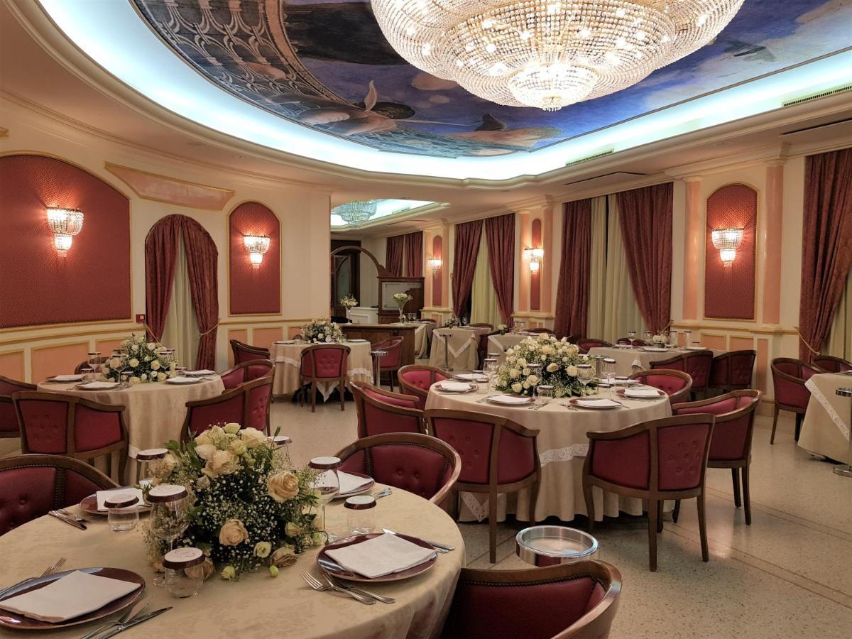 Parco Dei Principi Hotel Роччелла-Ионика Экстерьер фото