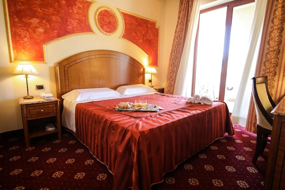 Parco Dei Principi Hotel Роччелла-Ионика Экстерьер фото